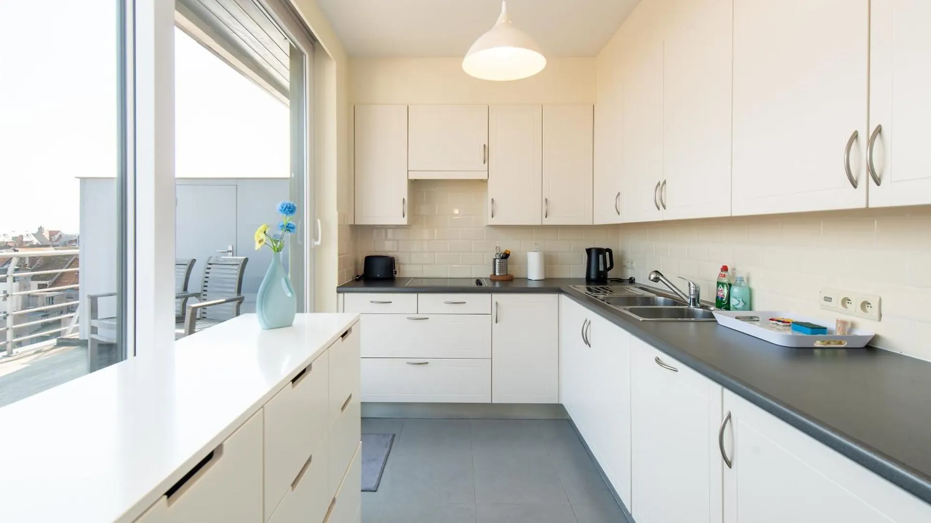 Apartment Penthouse Ostend With Seaview